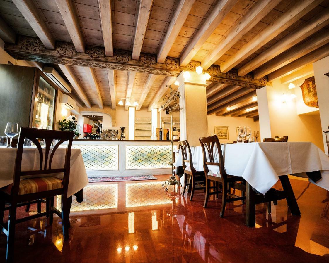 Locanda Lo Scudo Soave  Exterior foto